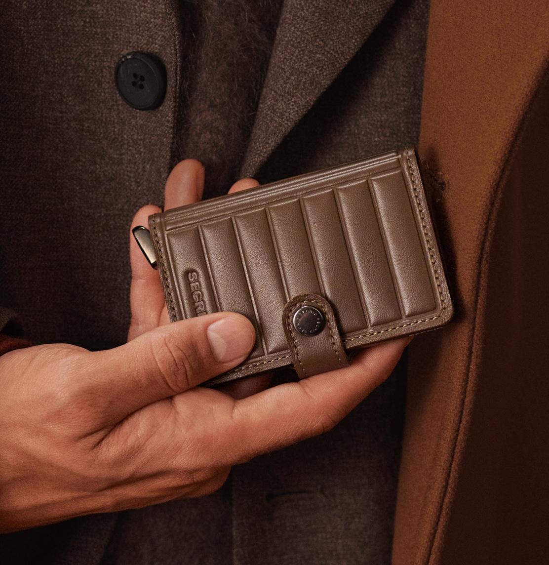 secrid wallets embossed lines